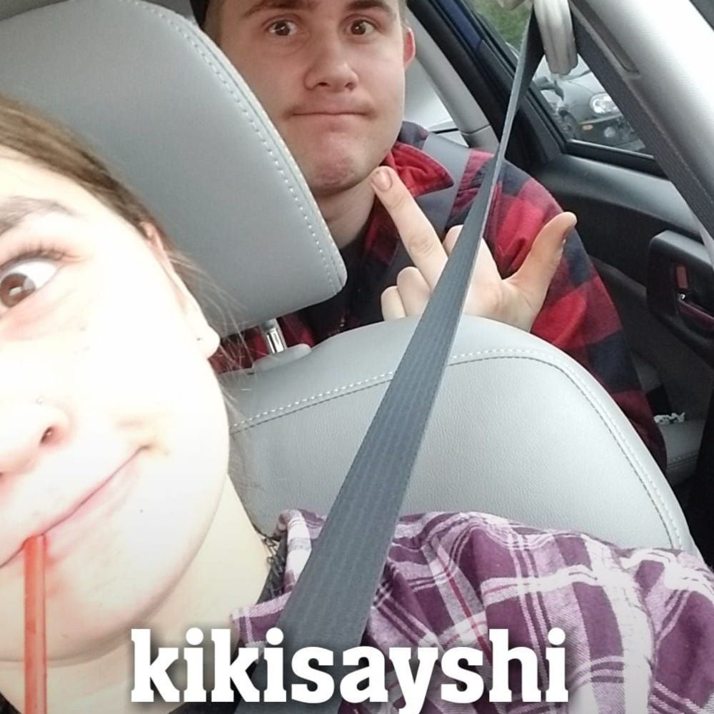 Meet your Posher, Kiki